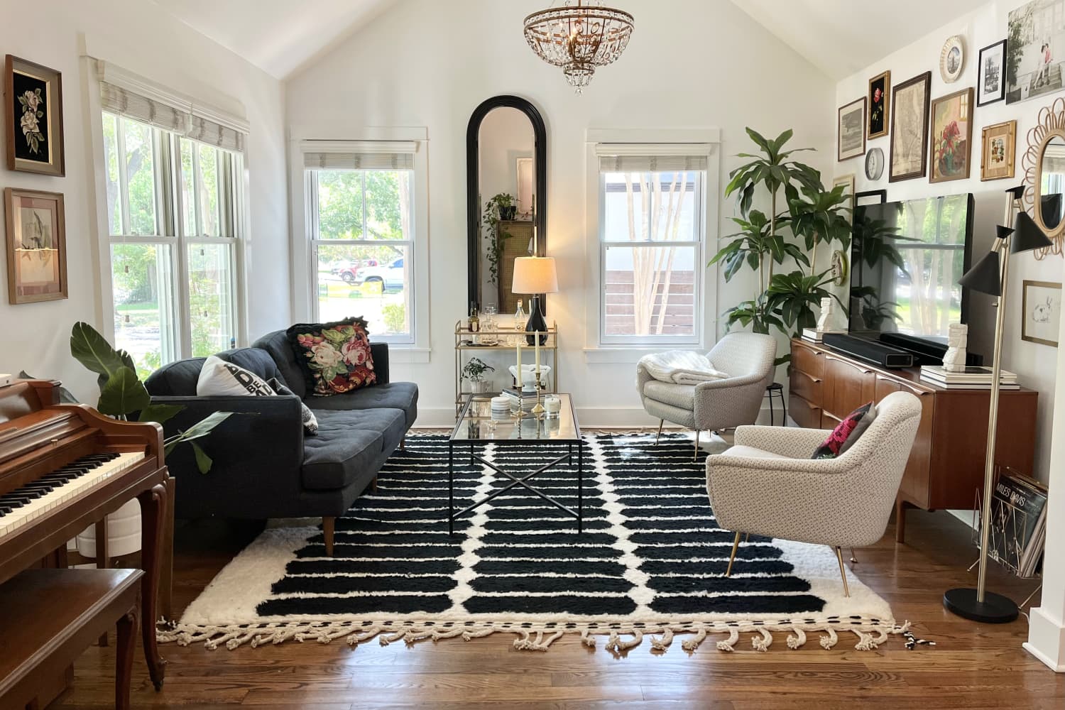 Inexpensive top wall mirrors